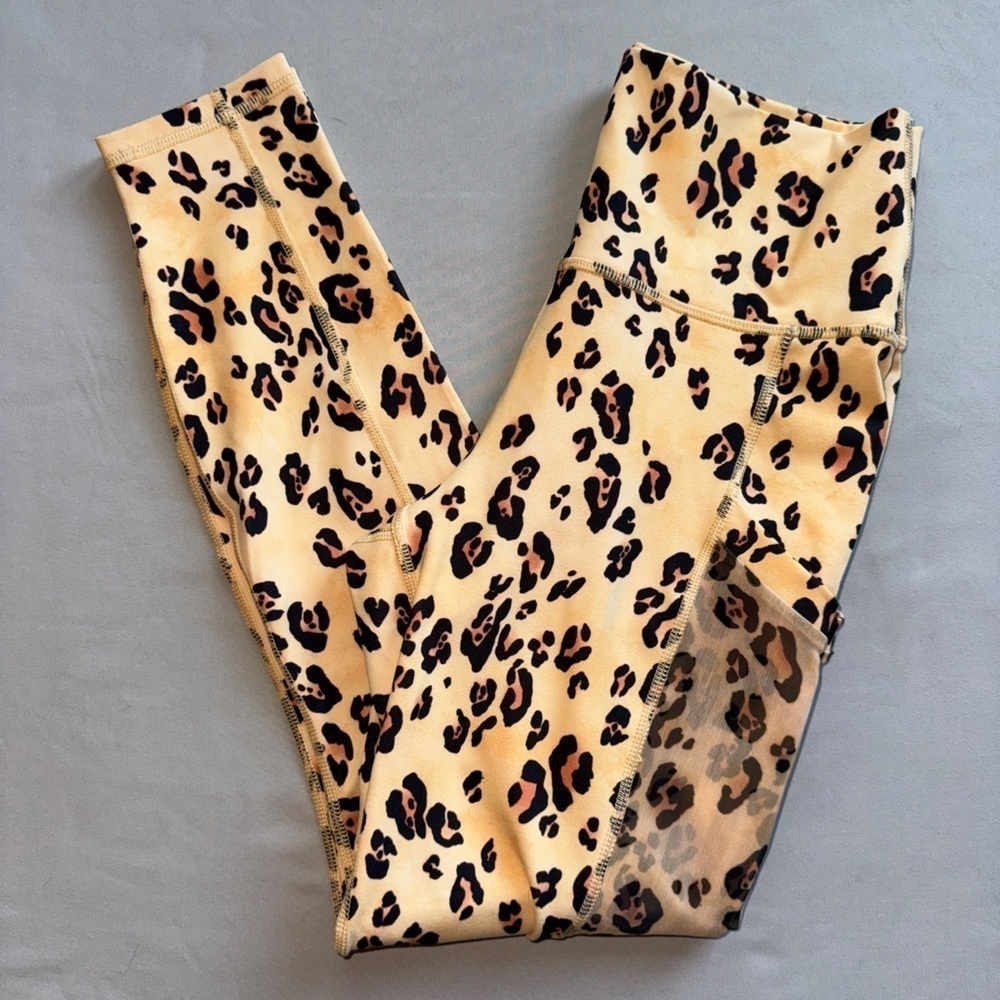 NWT Cheetah Print Fabletics Leggings - Picture 2 of 6